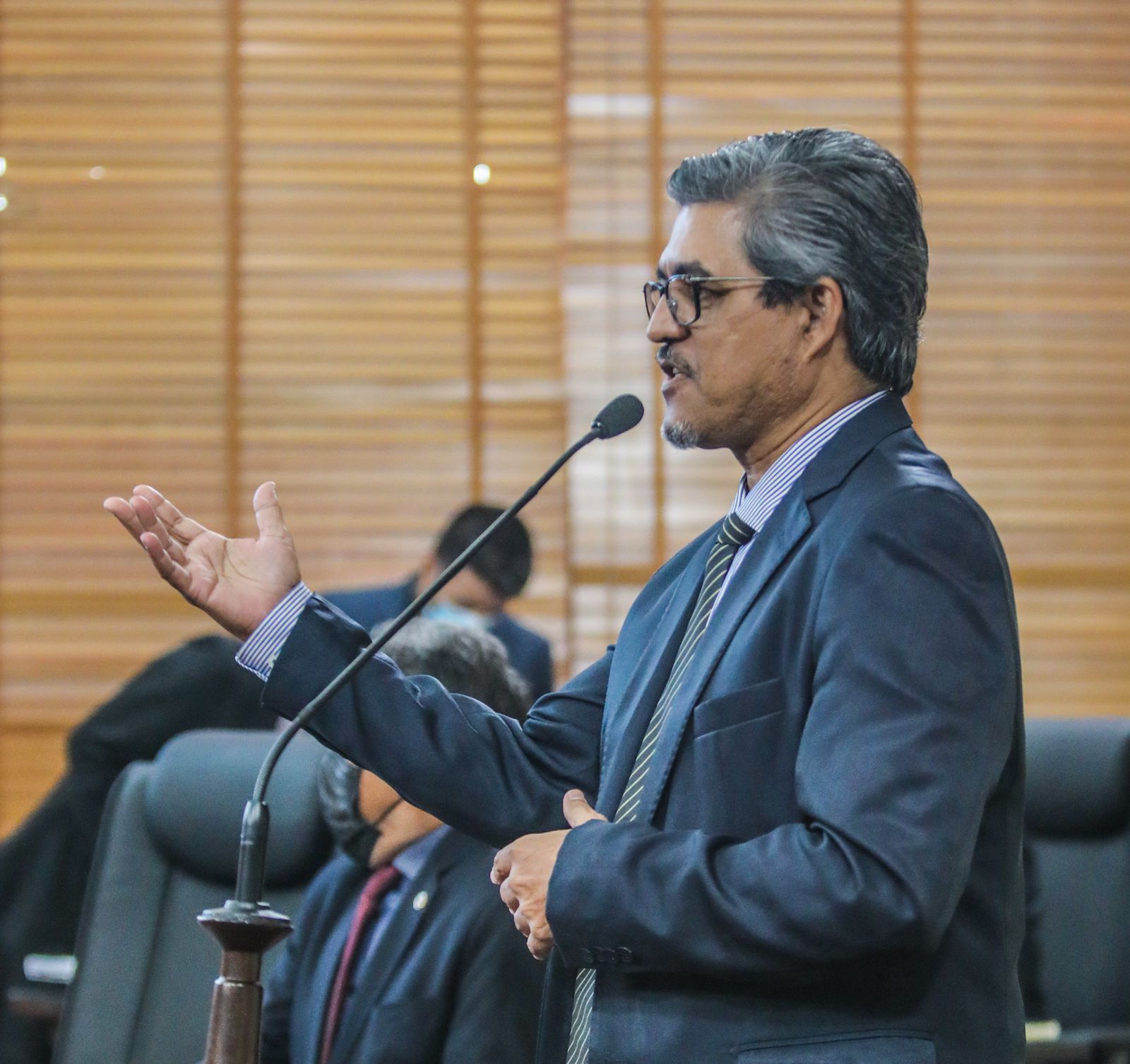 Deputados derrubam veto e governo terá que publicar no contracheque dos servidores o número de parcelas de empréstimos